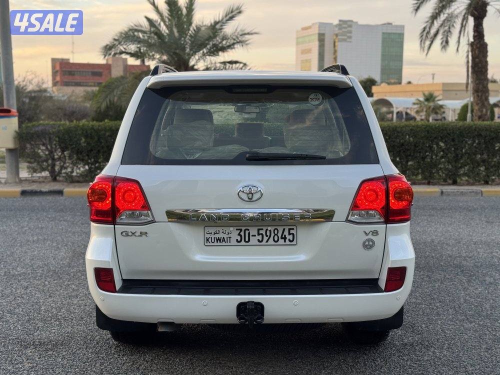 لاندكروزر GX_R V8 موديل 2015 صبغ الوكاله بحاله نادره6