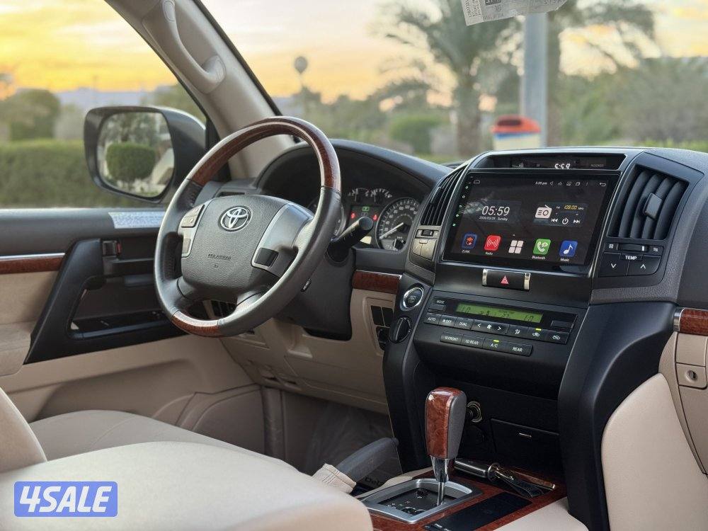 لاندكروزر GX_R V8 موديل 2015 صبغ الوكاله بحاله نادره14