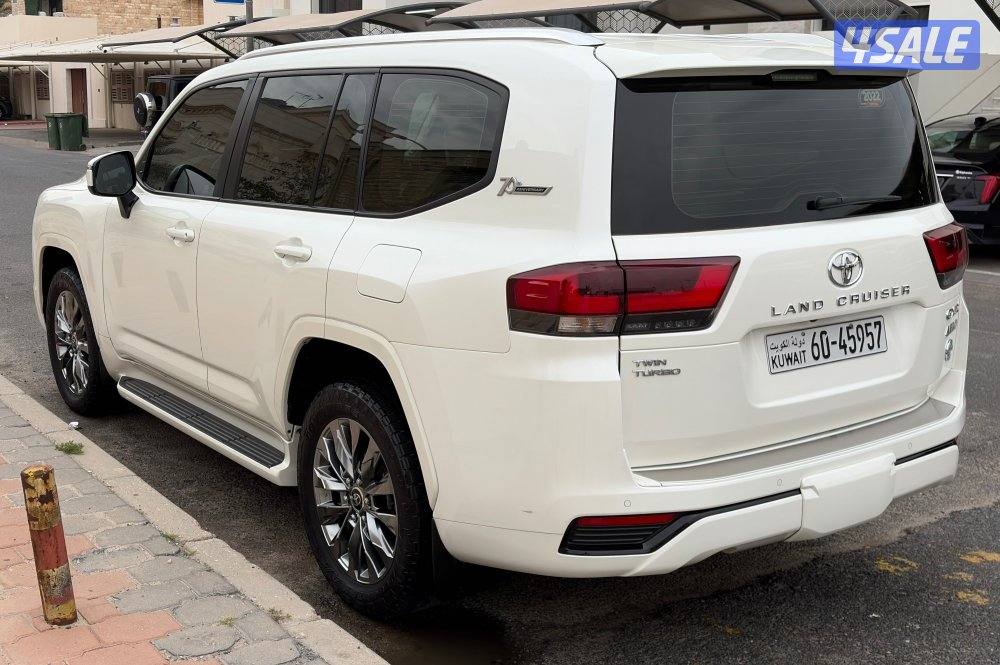 لاند كروزر ٢٠٢٢ توين تربو ايرو - Land Cruiser 2022 Twin Turbo Aero GXR3