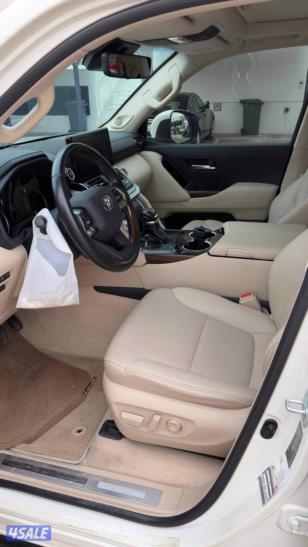 لاند كروزر ٢٠٢٢ توين تربو ايرو - Land Cruiser 2022 Twin Turbo Aero GXR4