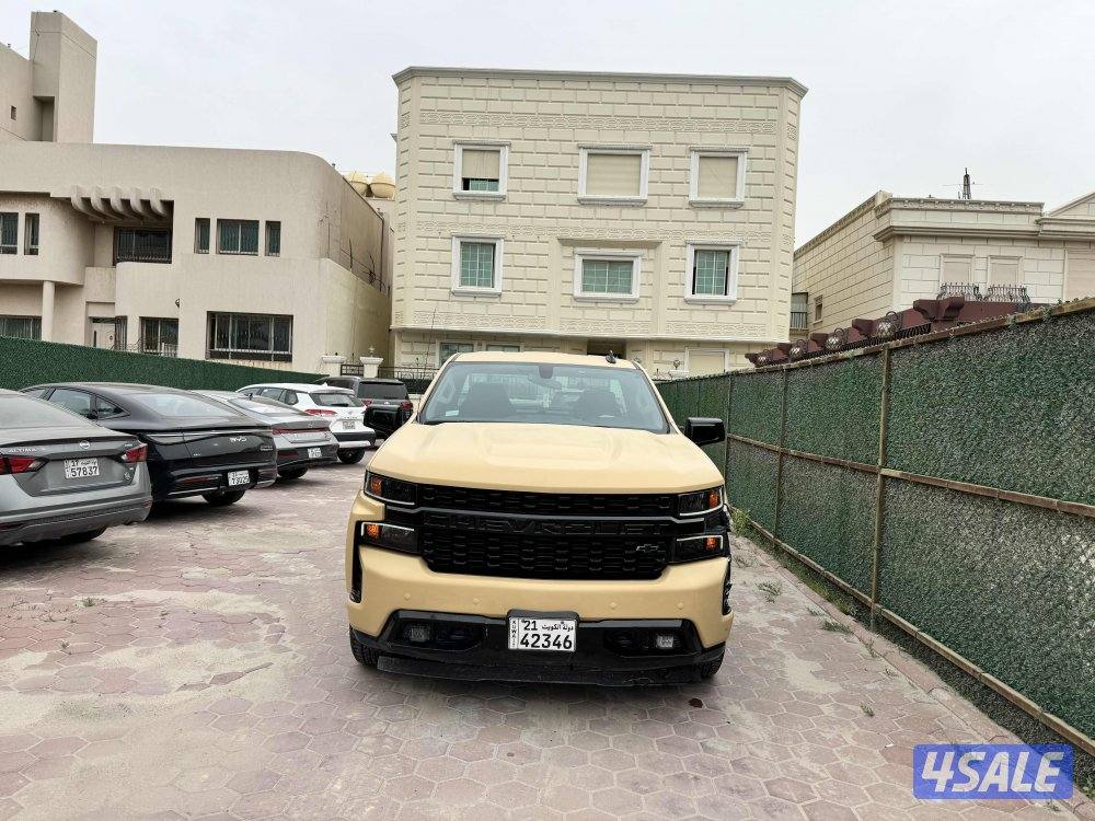 للبيع وانيت سلفرادو 2022 LT ٨ غيار6