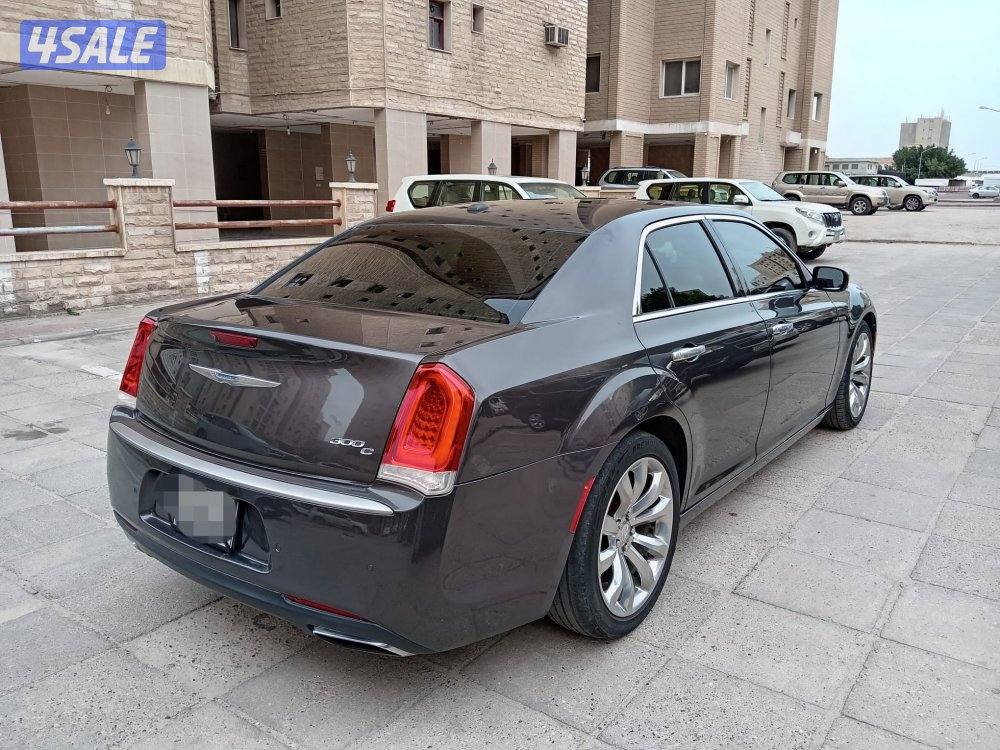 للبيع كرايزلر بانوراما موديل 20151