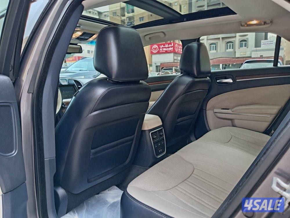 للبيع كرايزلر بانوراما موديل 20154