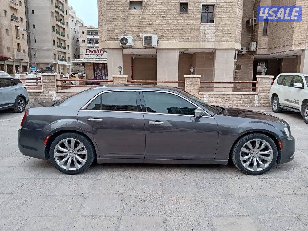 للبيع كرايزلر بانوراما موديل 20157