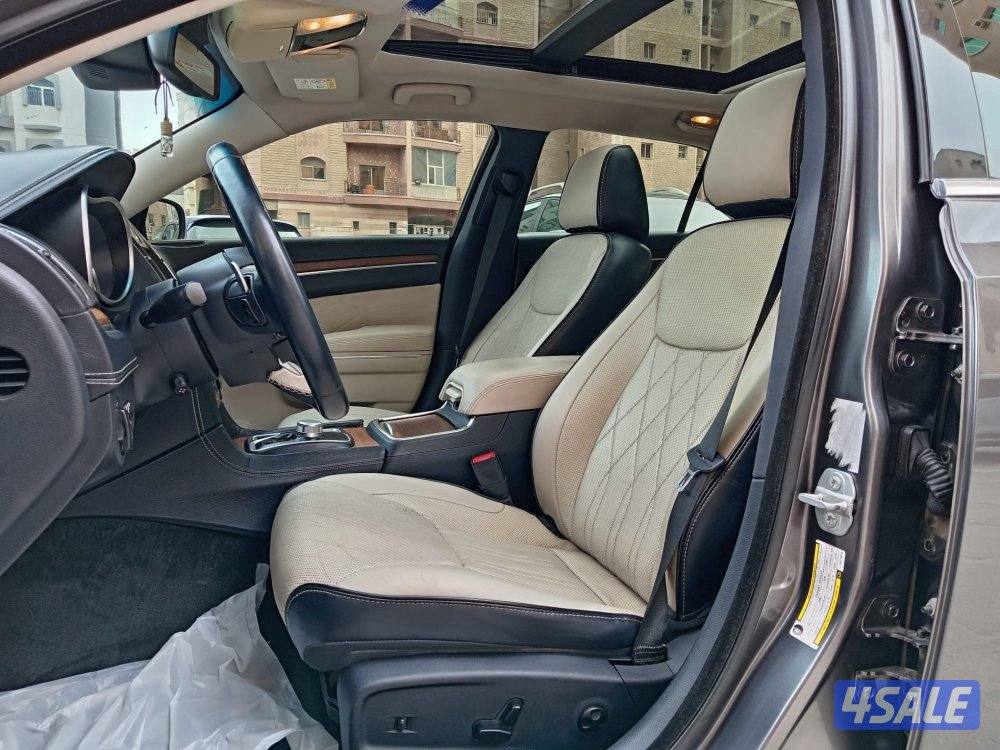 للبيع كرايزلر بانوراما موديل 201510