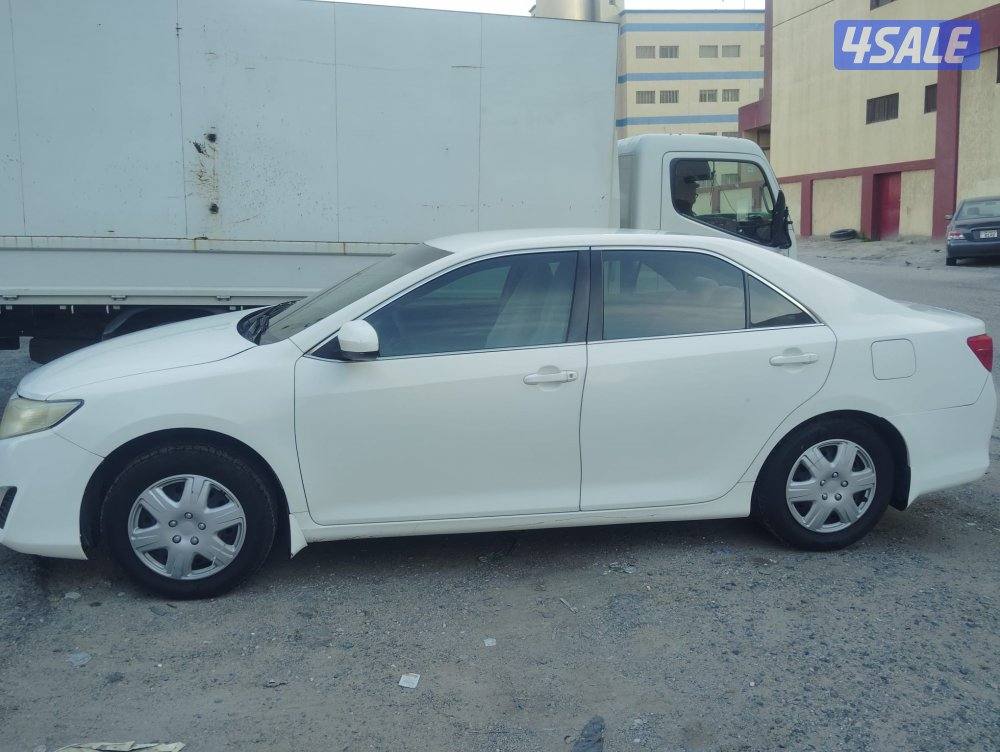 للبيع كامري ٢٠١٤3