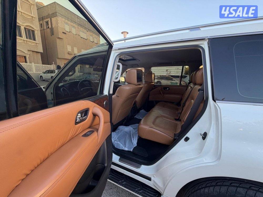 نايسان باترول بلاتينيوم 32011