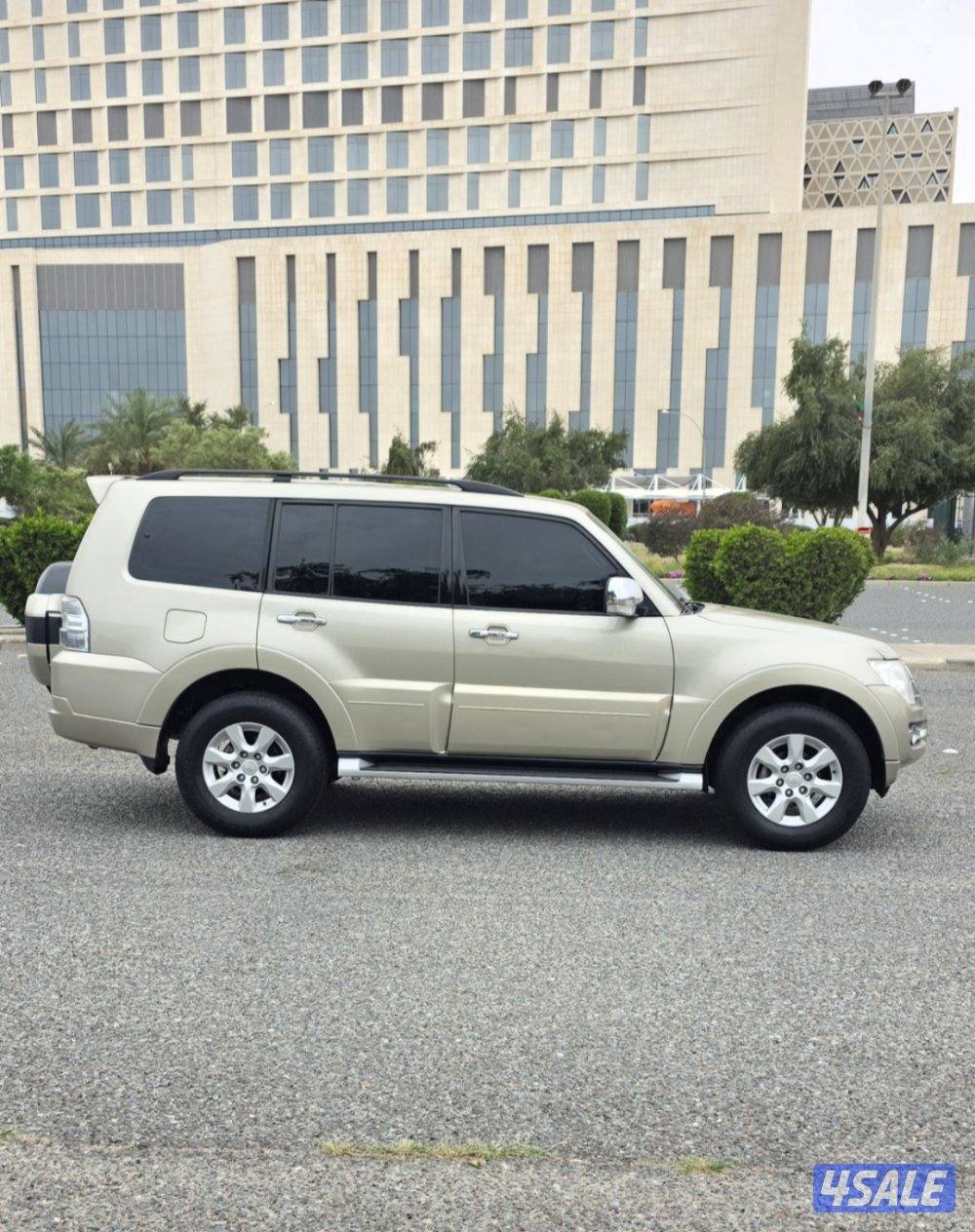 للبيع باجيرو ٢٠١٩ شرط الفحص صبغ وكاله1