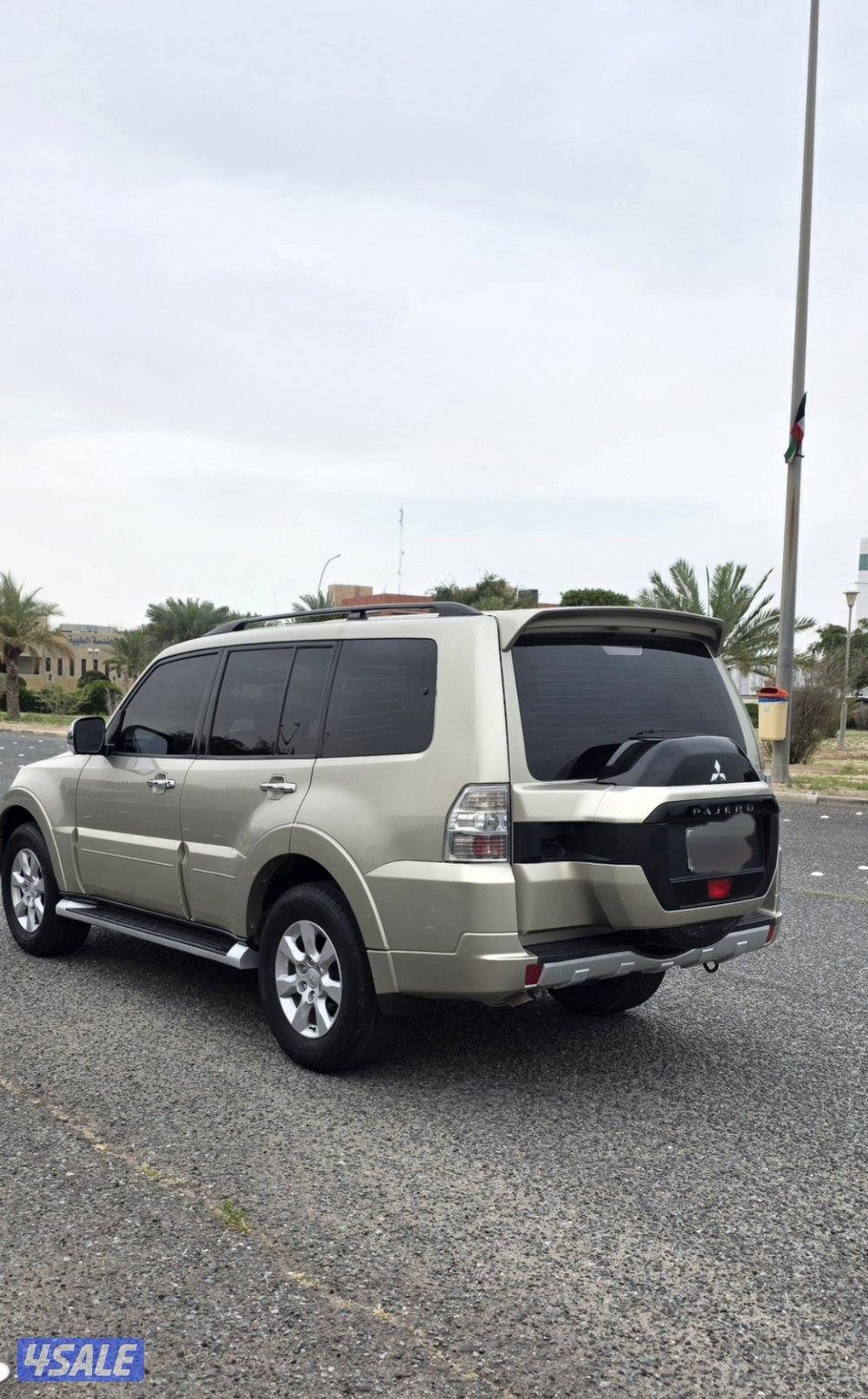 للبيع باجيرو ٢٠١٩ شرط الفحص صبغ وكاله6