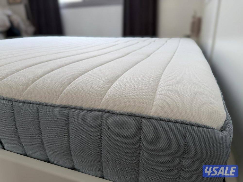 IKEA VALEVÅG Mattress (Extra Firm) – King Size – Good Condition3