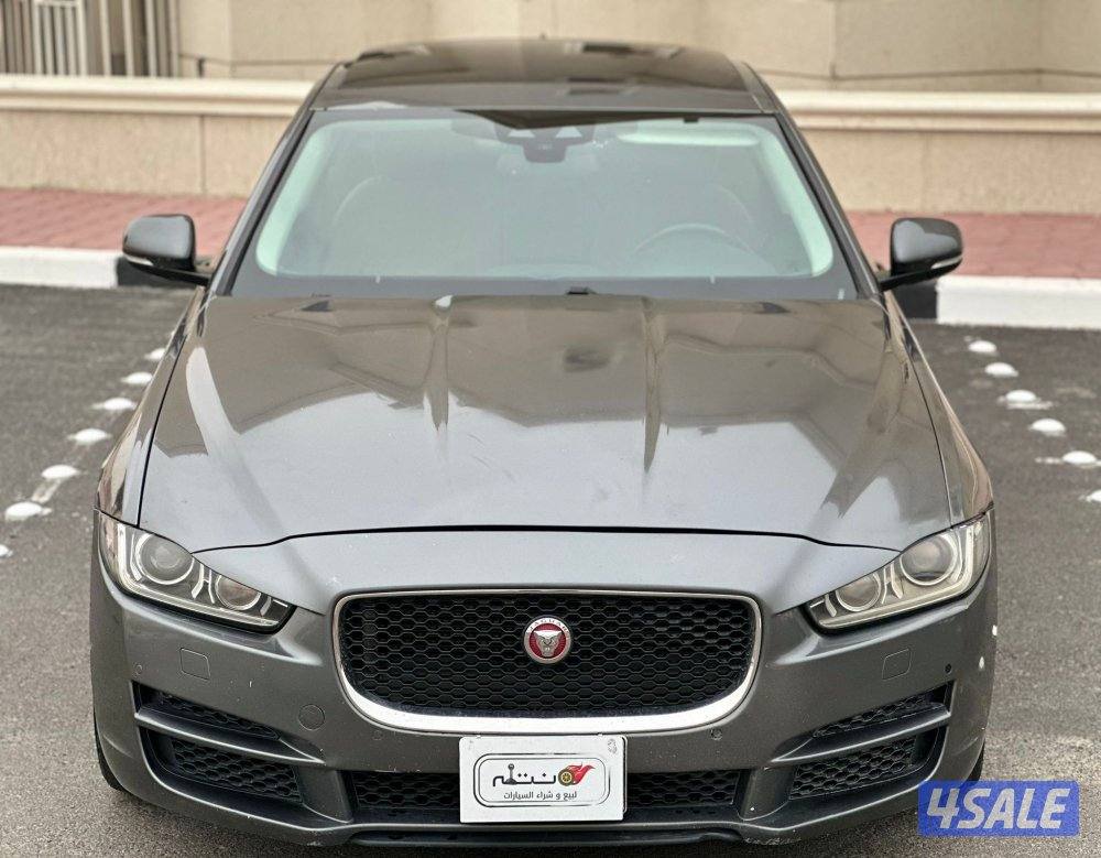 للبيع جاكوار XEموديل20185