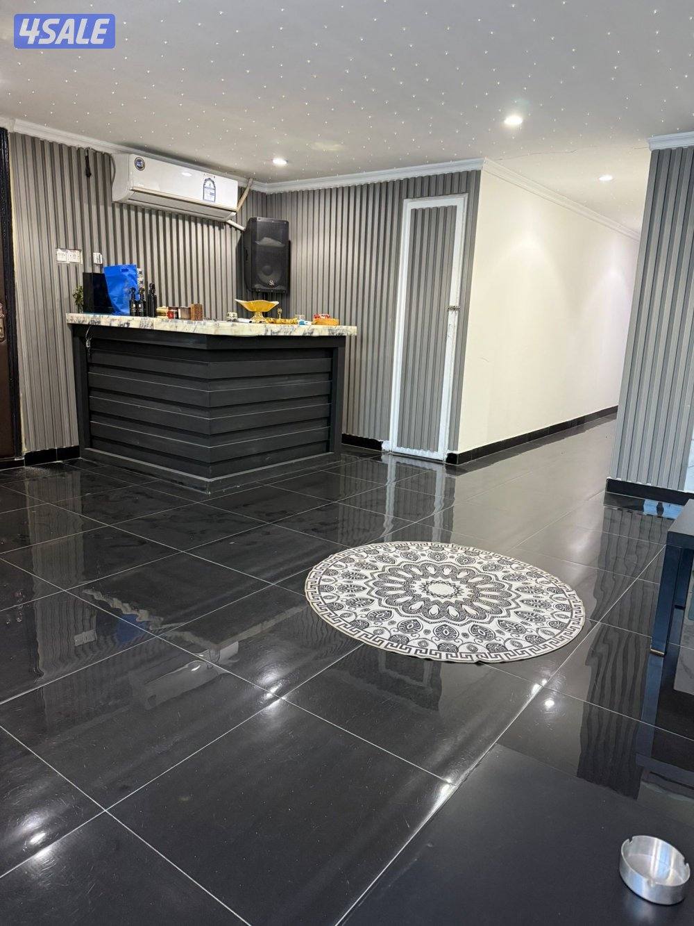 للبيع شقه خلو مؤثثه1