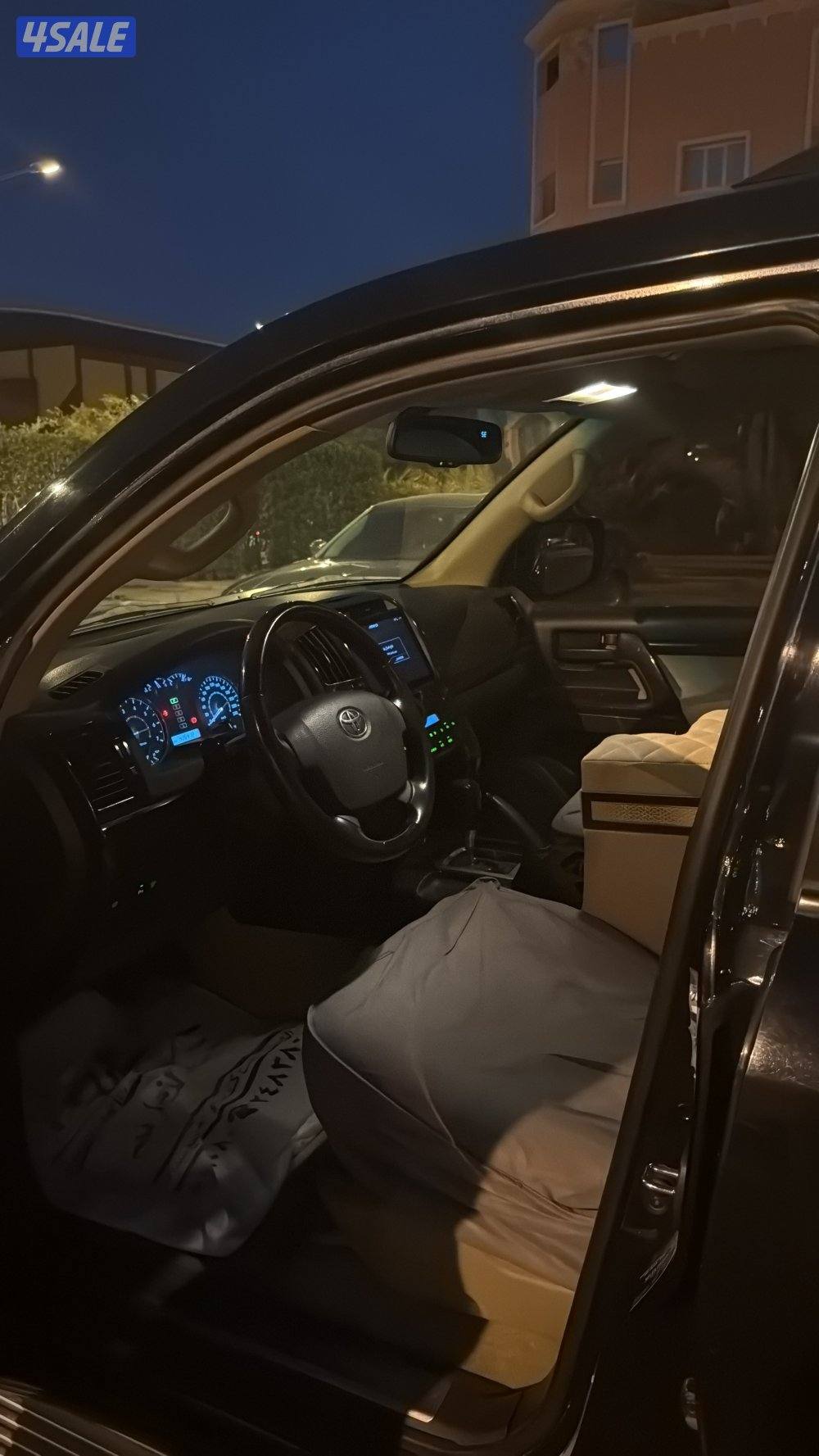 لاندكروزر 2010 GEXr0