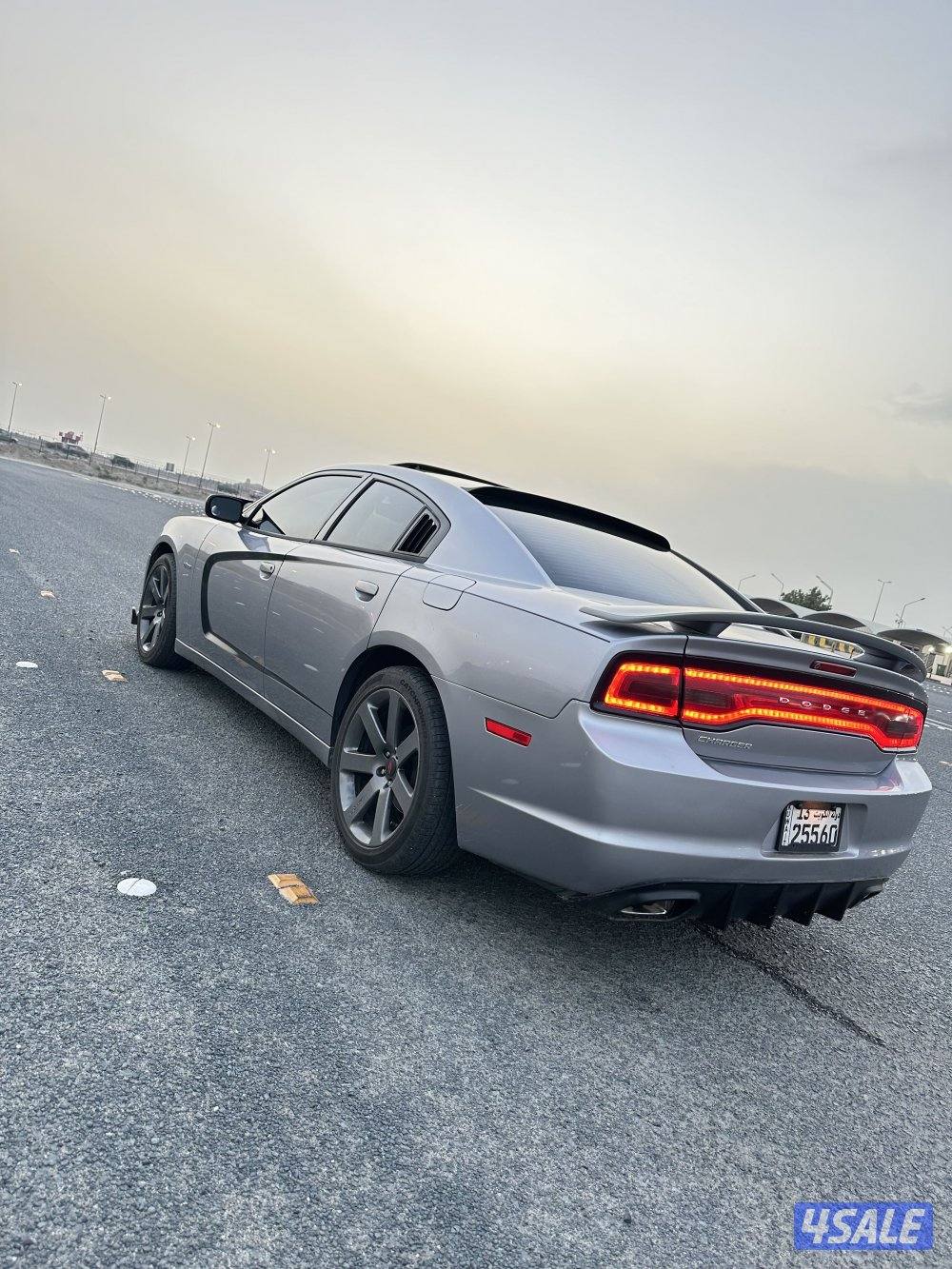 دودج شارجر هيرتج بحالة ممتازة جدا4