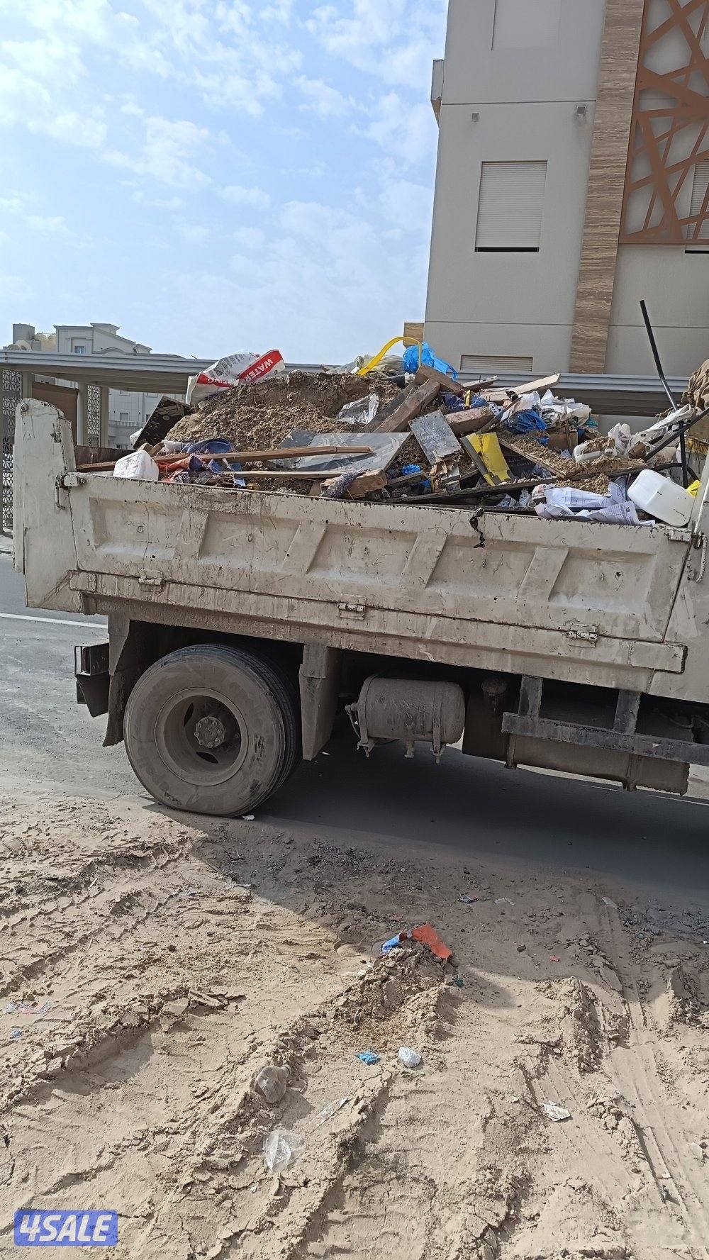 نساف لترحيل انقاض نساف رمل نساف صلبوخ نساف تراب زراعي نساف كبير وصغير0