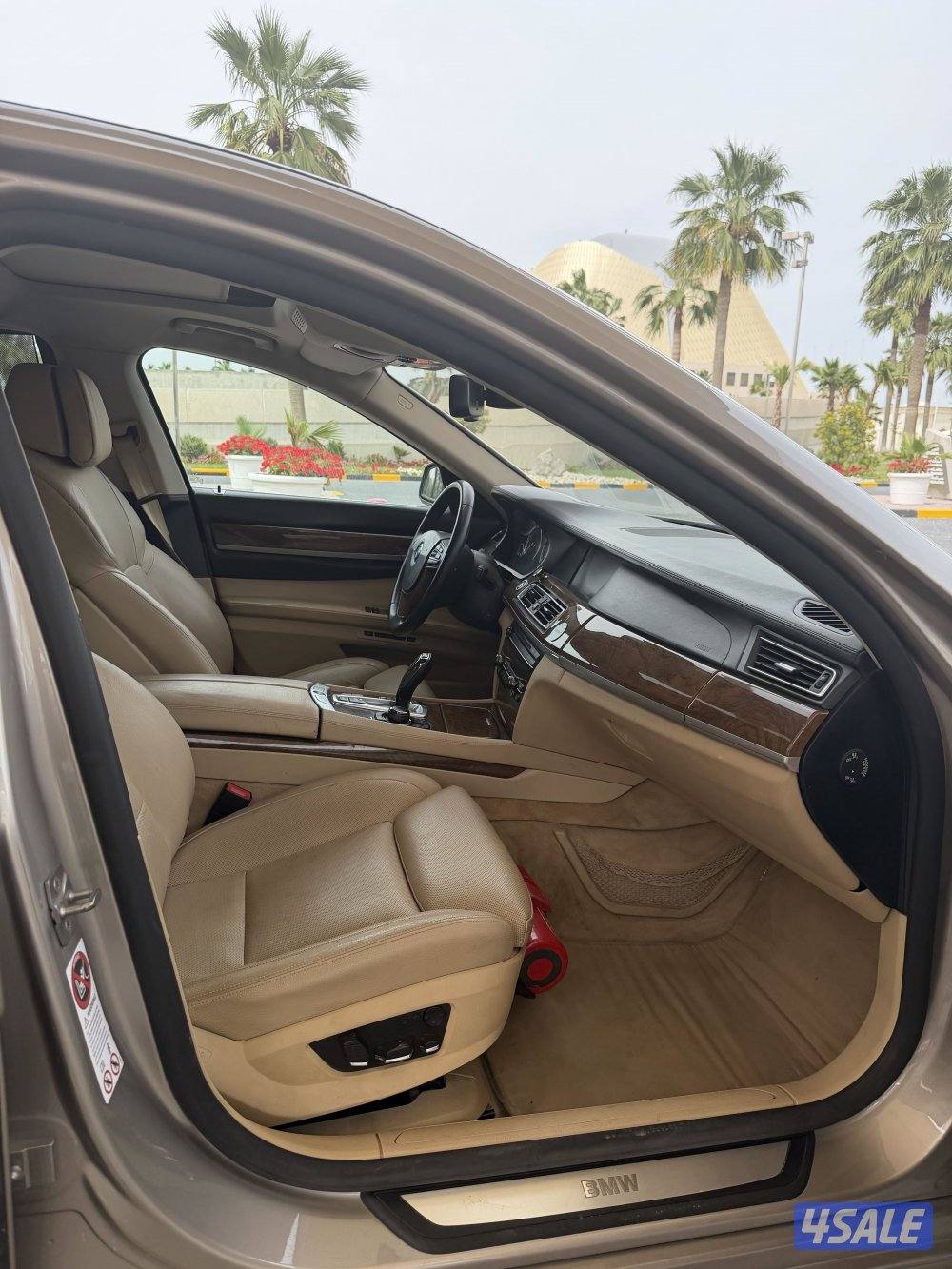 بي ام ٧٥٠ موديل ٢٠١٢ ماشي ٢١٢ شرط الفحص قير مكينه شاصي3