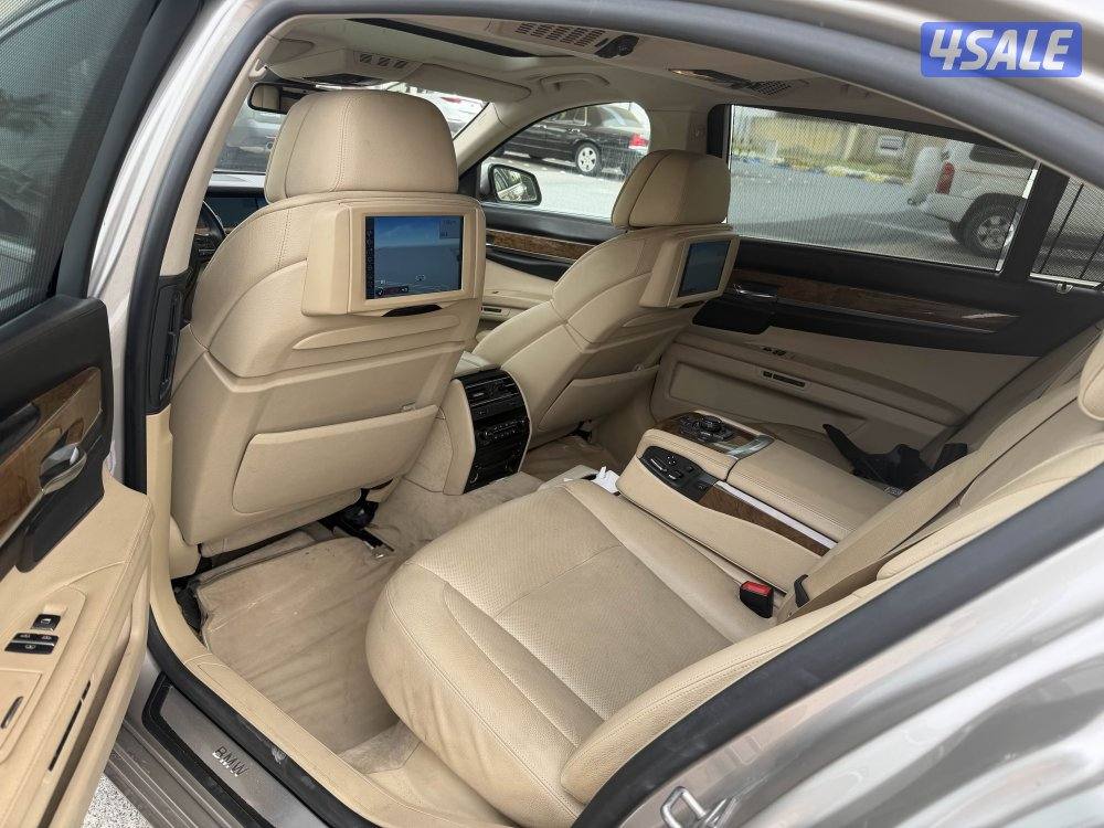 بي ام ٧٥٠ موديل ٢٠١٢ ماشي ٢١٢ شرط الفحص قير مكينه شاصي5