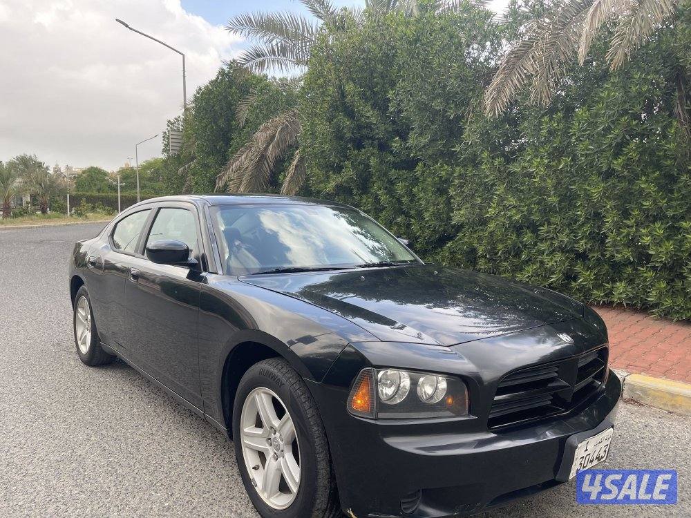 للبيع دوج شارجر موديل 2008 عداد 140 الف بحاله الوكاله1