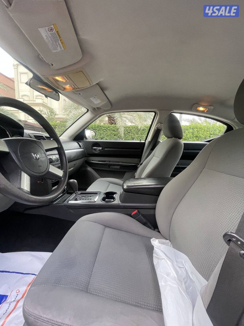 للبيع دوج شارجر موديل 2008 عداد 140 الف بحاله الوكاله13