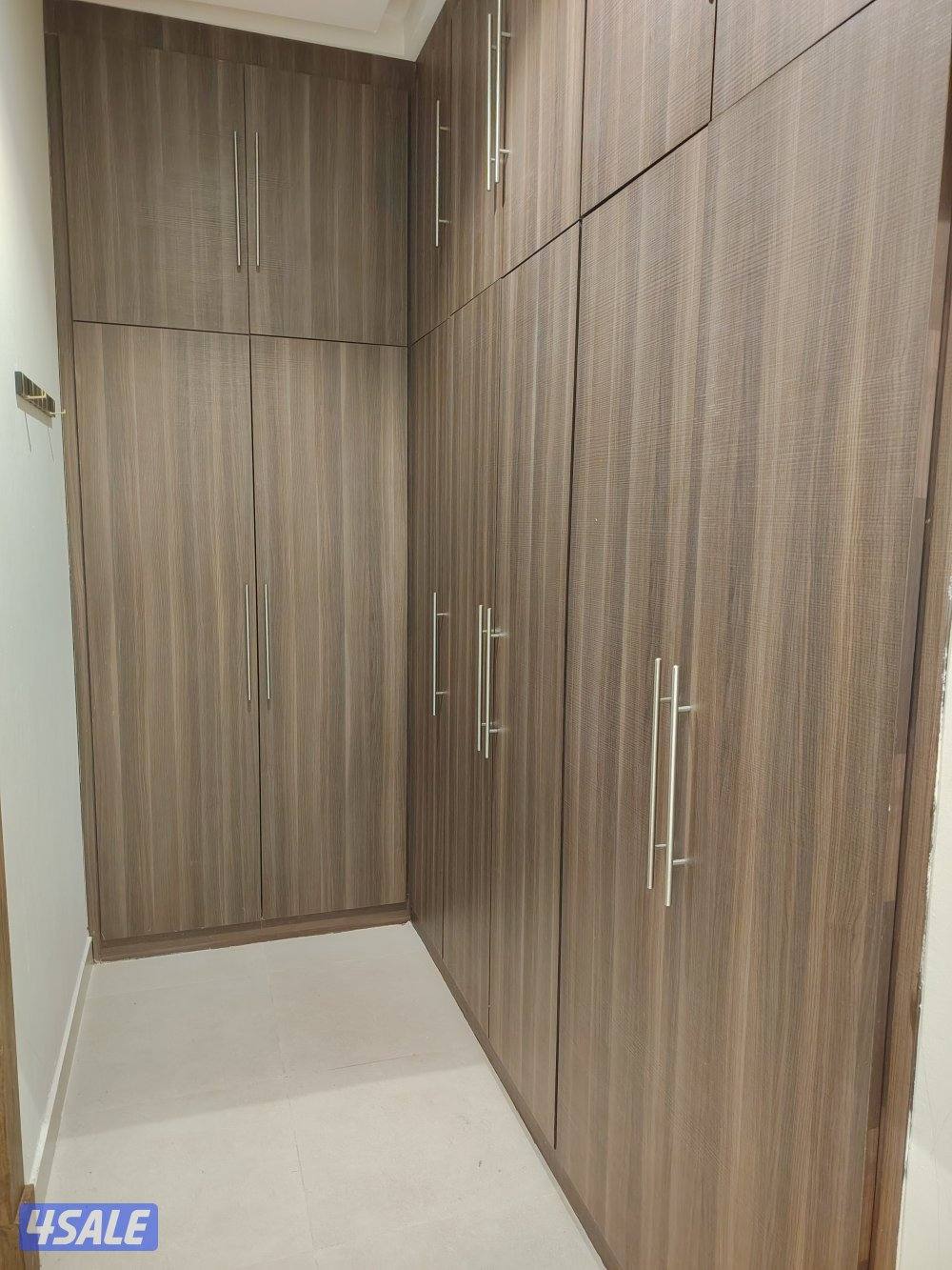 ابوفطيره دور ارضي 4غرف مع ديوانيه تشطيب راقي/ وشقه 4غرف للايجار3