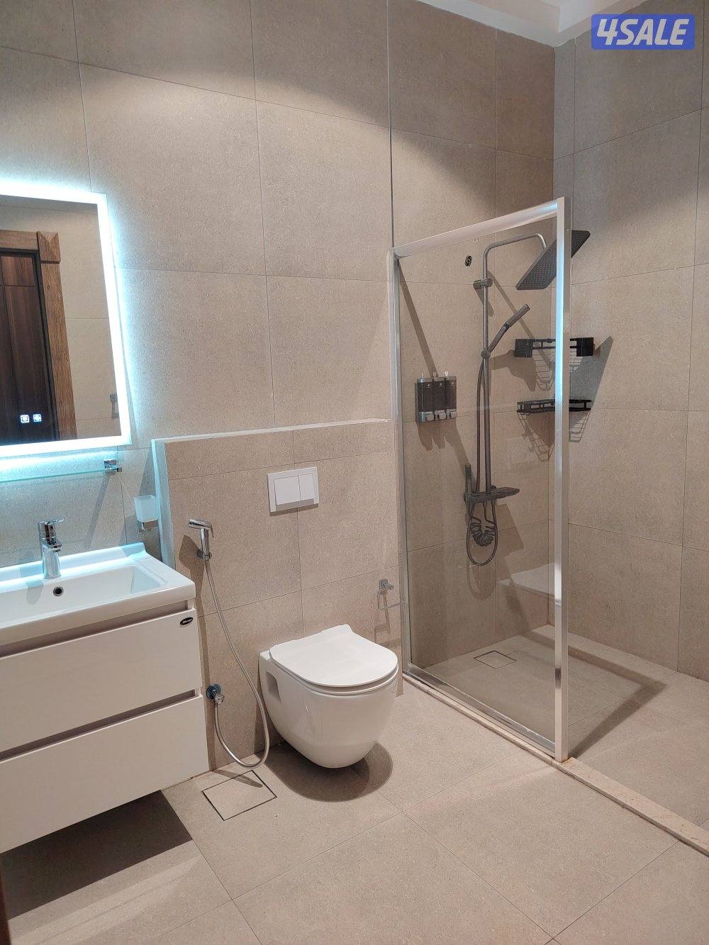 ابوفطيره دور ارضي 4غرف مع ديوانيه تشطيب راقي/ وشقه 4غرف للايجار5