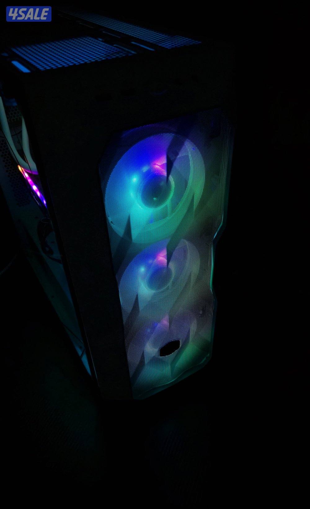 للبيع بيسي قيمنق 3070 يشغل جميع الألعاب بدون مشاكل1