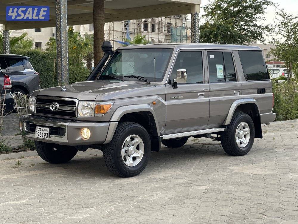 لاند كروس LX نص ماشي 40 صبغ وكاله موديل 20230