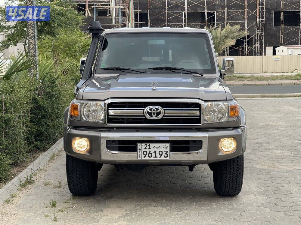 لاند كروس LX نص ماشي 40 صبغ وكاله موديل 20233