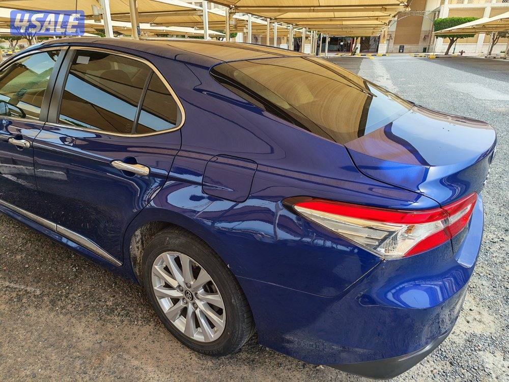 تويوتا كامري ٢٠١٨ بحالة جيدة جدا عداد ١١٣ الف3