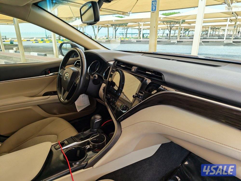 تويوتا كامري ٢٠١٨ بحالة جيدة جدا عداد ١١٣ الف6