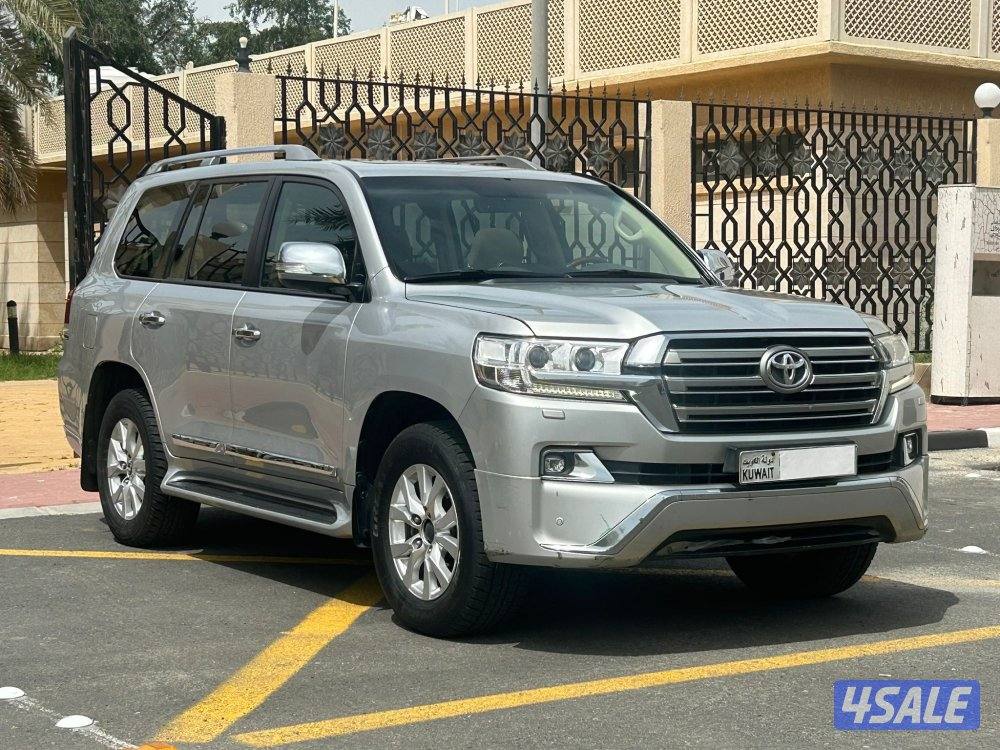 لاند GXR سلندر8 عداد 215 الف سيرفس وصبغ الوكالة1