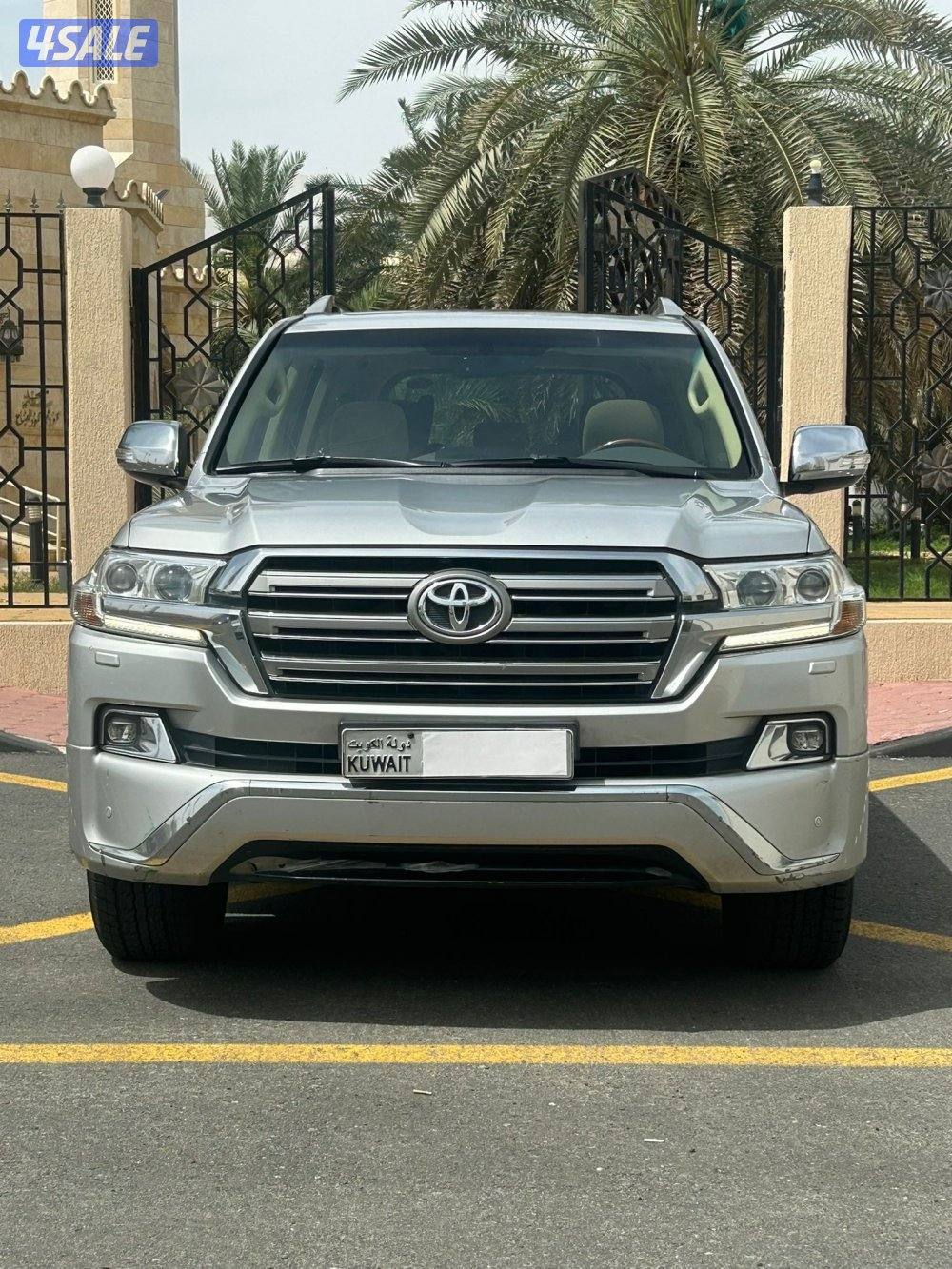 لاند GXR سلندر8 عداد 215 الف سيرفس وصبغ الوكالة2