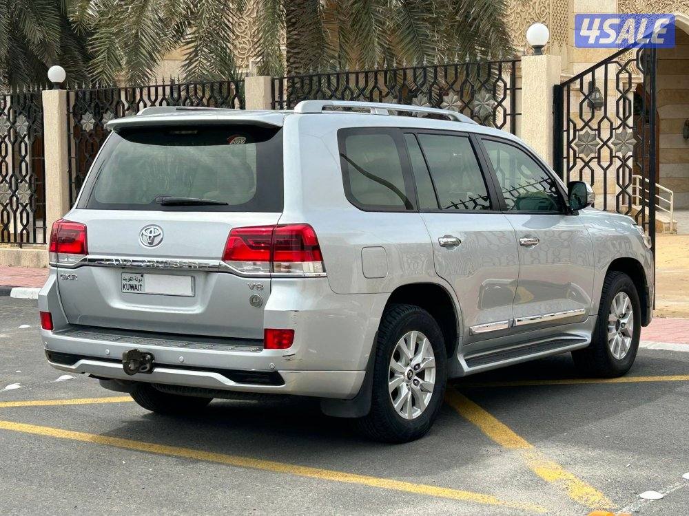 لاند GXR سلندر8 عداد 215 الف سيرفس وصبغ الوكالة5