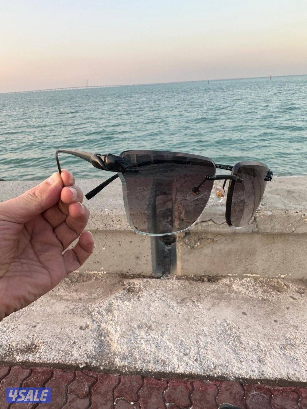 لدينا أقوي تشكيلة من النظارات الشمسية الرجالية2