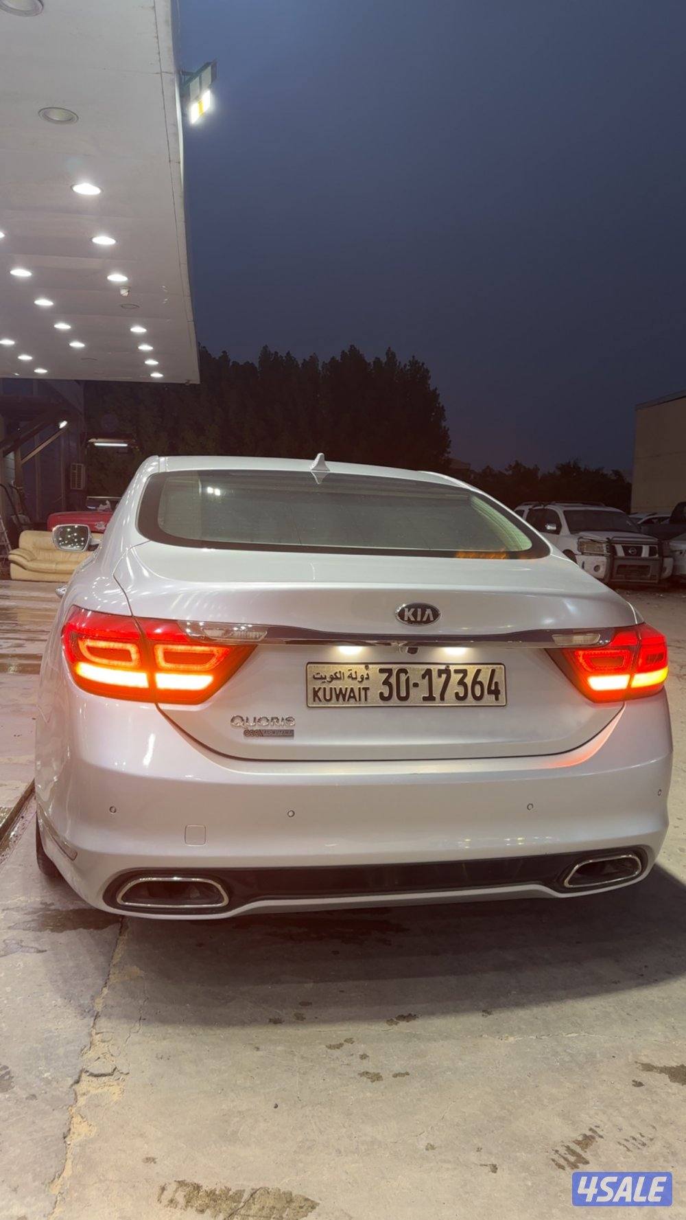 كيا كوريسvip فل شرط الفحص بلكامل5