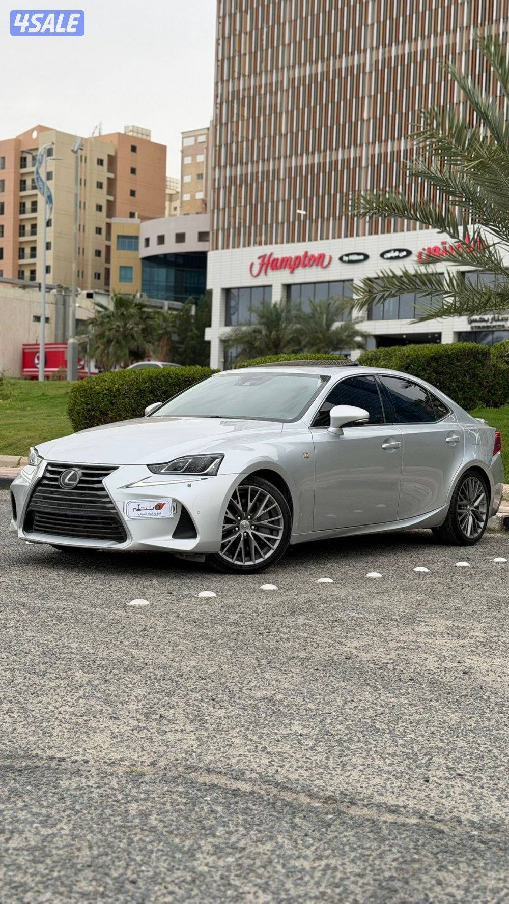 لكزس is200t موديل 2017 / صبغ الوكاله2