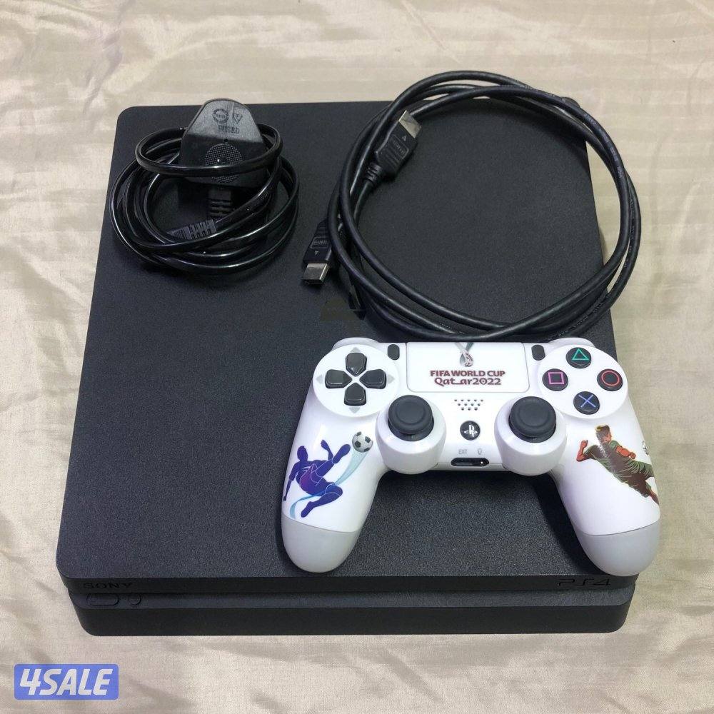 Ps4 slim 1Tb, Mint condition, 4 games, Not open, works great. 55 kd.0