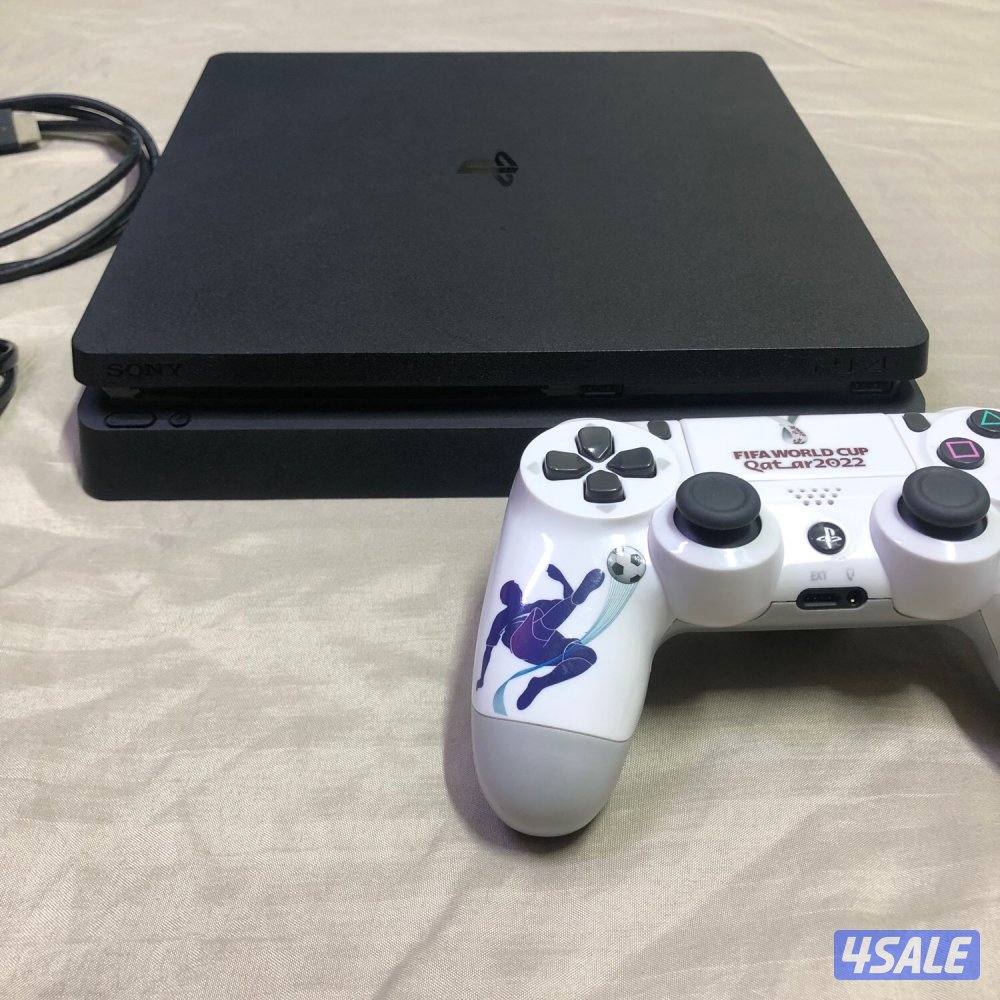 Ps4 slim 1Tb, Mint condition, 4 games, Not open, works great. 55 kd.3