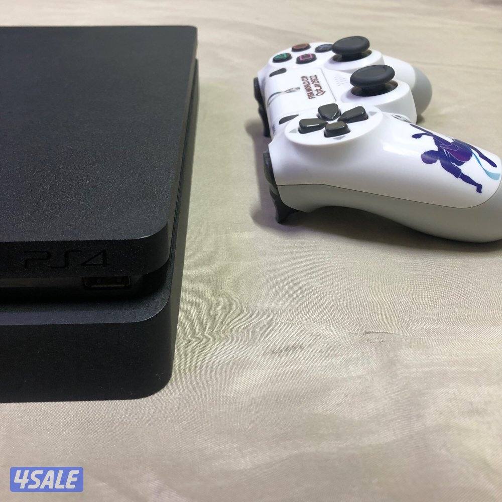 Ps4 slim 1Tb, Mint condition, 4 games, Not open, works great. 55 kd.7