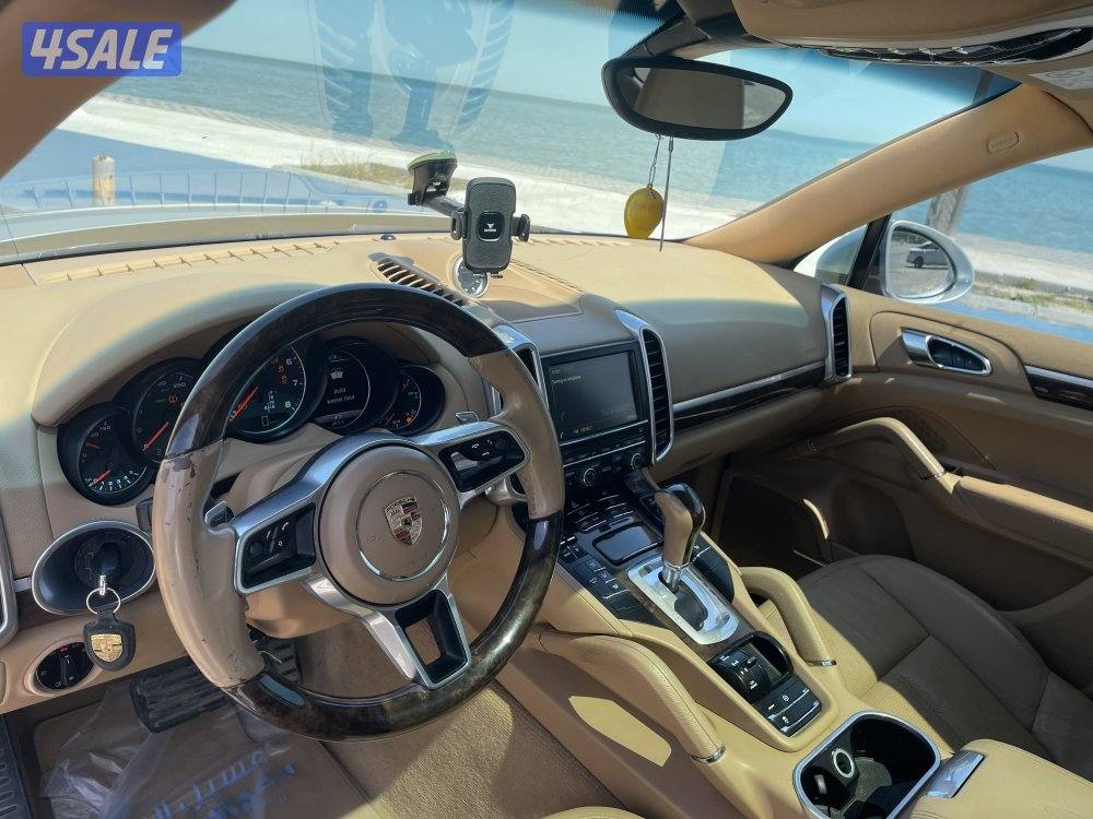 ٢٠١٦ بورش كايين3