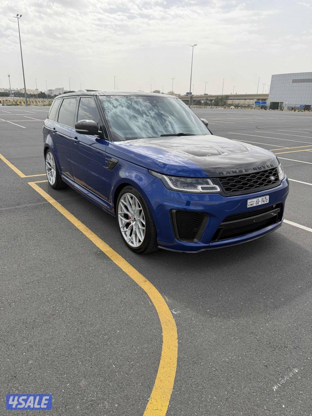 للبيع رنج روفر SVR1