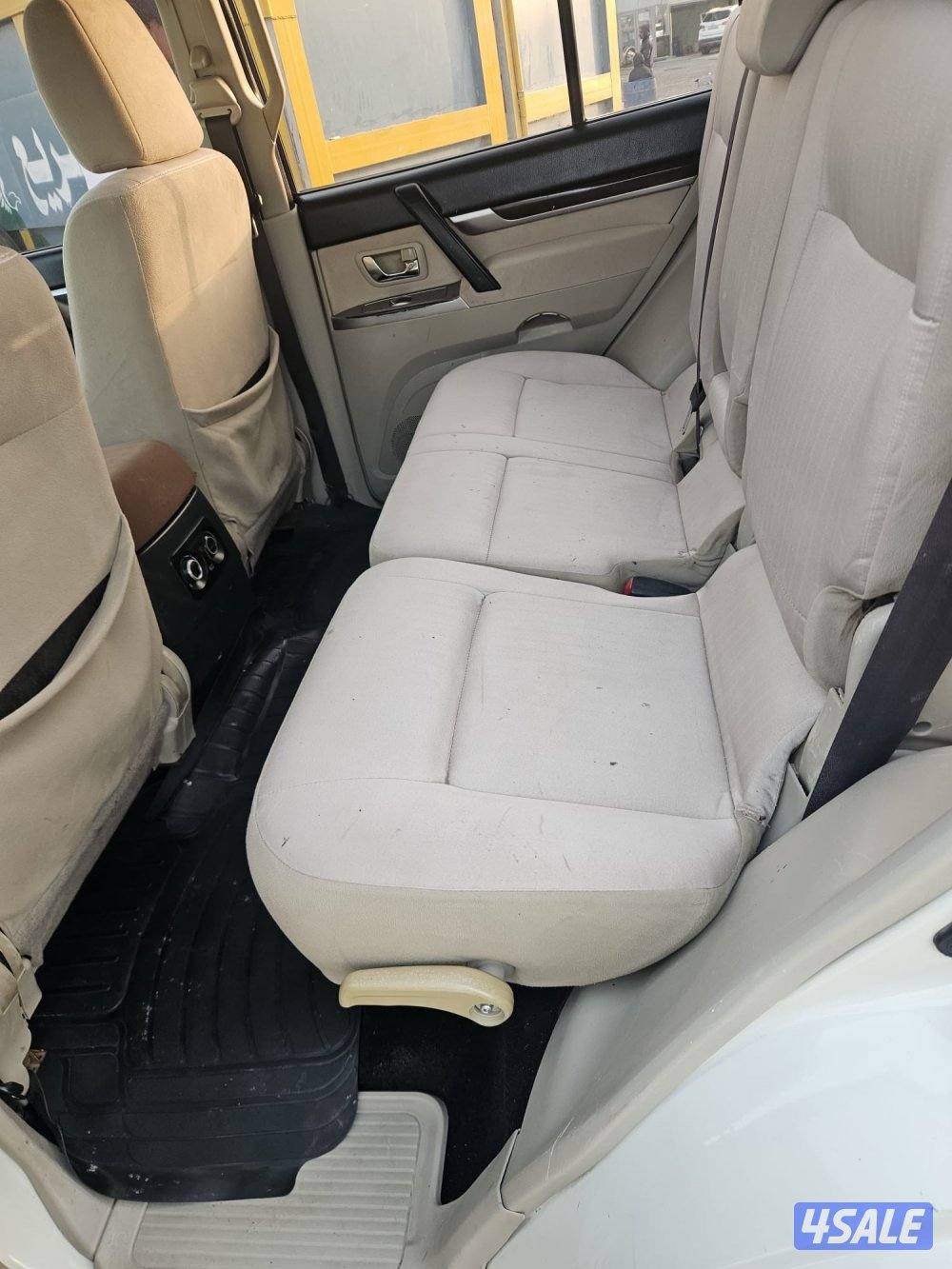 سيارة ميتسوبيشي 2014 بحاله ممتازة6