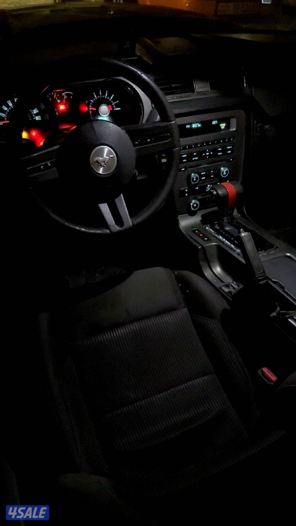 للبيع موستنج 20124