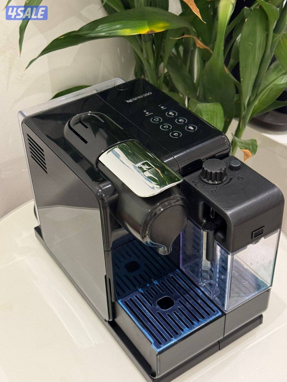 مكينه قهوه نوع نسبريسو نضيفه كبسولات صغيره1