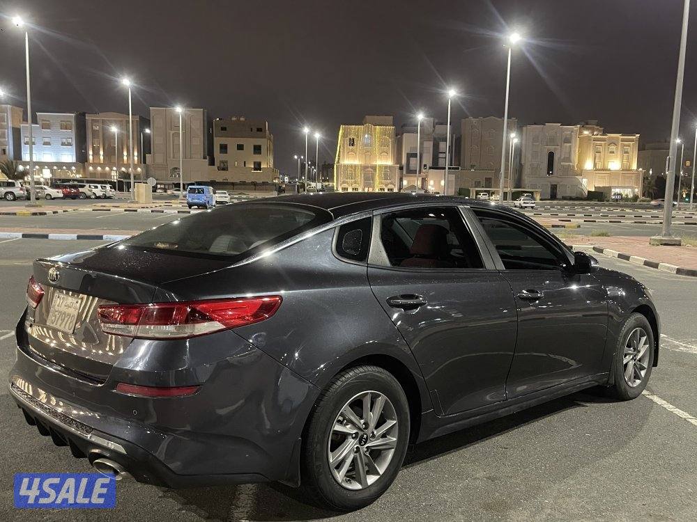 للبيع كيا بحاله ممتازه جداً2