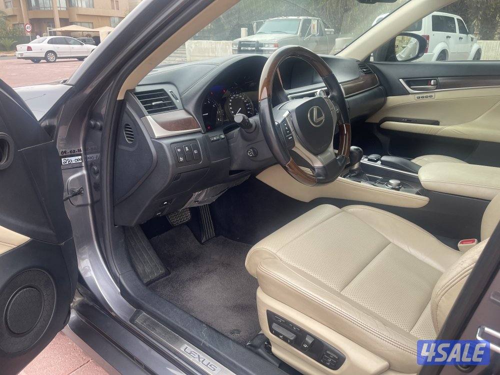 للبيع لكزس GS موديل 2013 لون رمادي وارد الوكالة سيرفس منتظم بالوكالة2