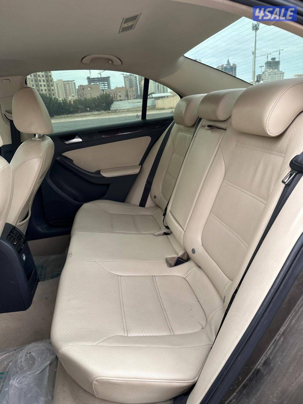 للبيع فولكس واجن جيتا موديل 2016 كامل المواصفات شرط الفحص11