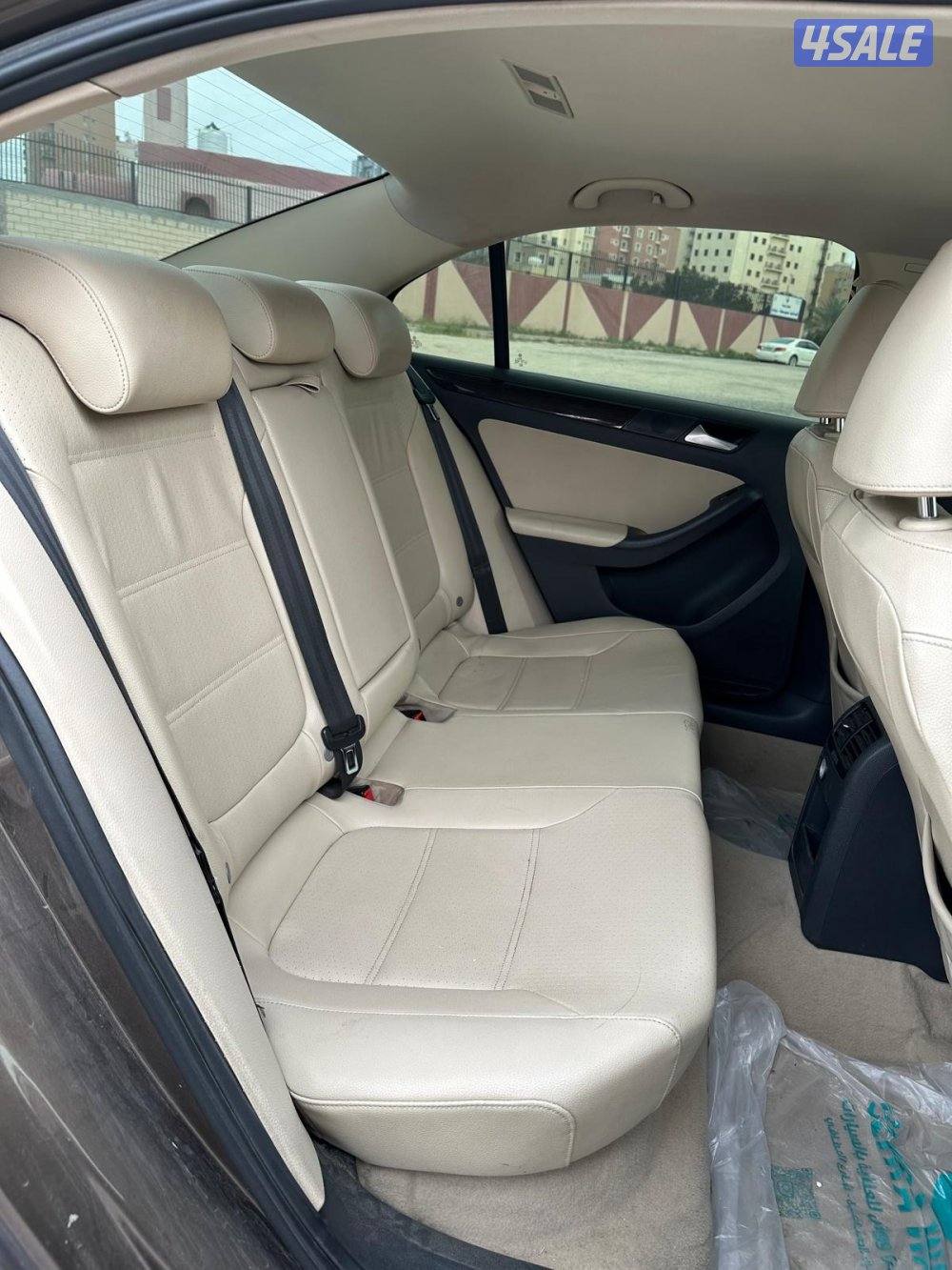 للبيع فولكس واجن جيتا موديل 2016 كامل المواصفات شرط الفحص14