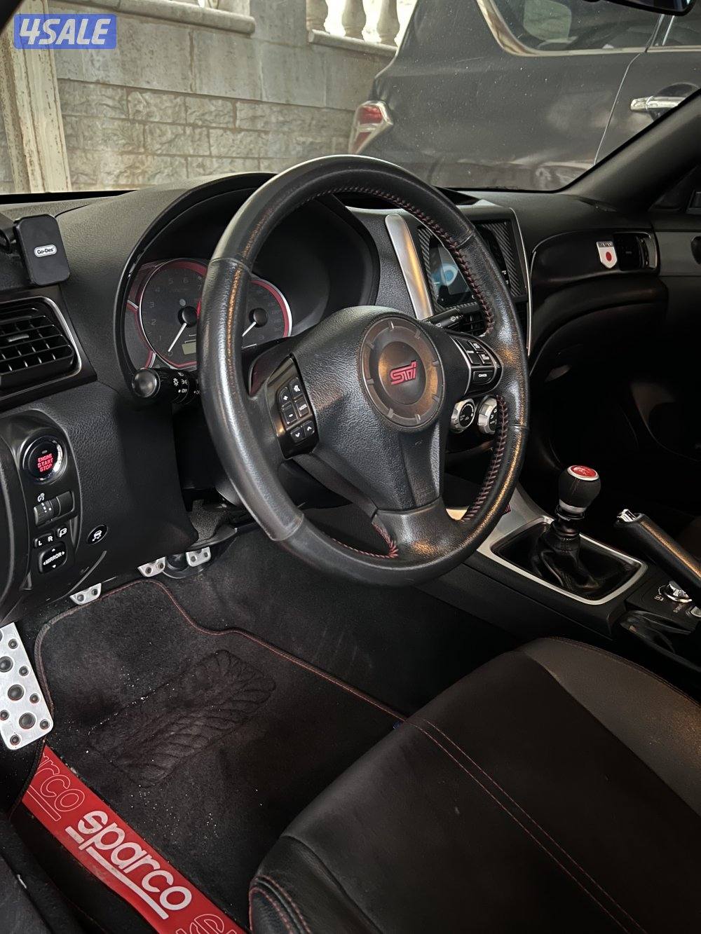 للبيع هاتشباك sti7