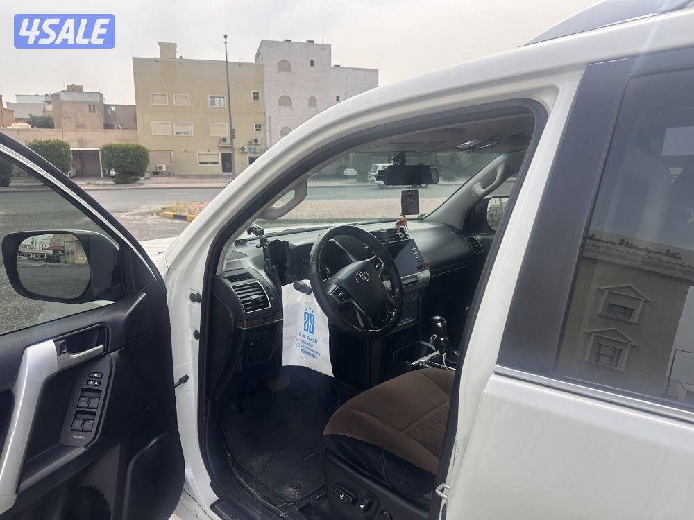 تويوتا برادو VX موديل 2020 وارد الساير  تُعتبر الفئة الأعلى2